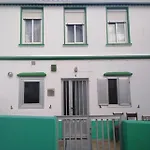 3 Bed House Sleeps 6 Pet-friendly With Terrace * Corme