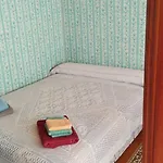 3 Bed House Sleeps 6 Pet-friendly With Terrace Corme