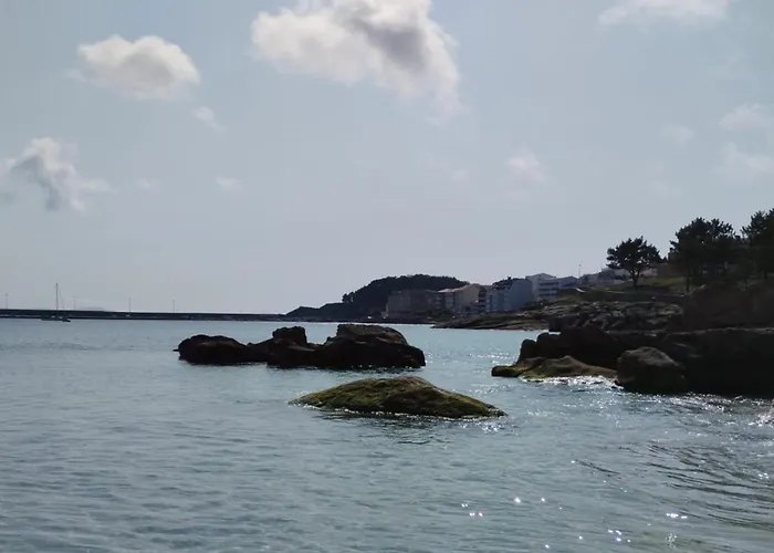 3 Bed House Sleeps 6 Pet-friendly With Terrace 펜션 Corme
