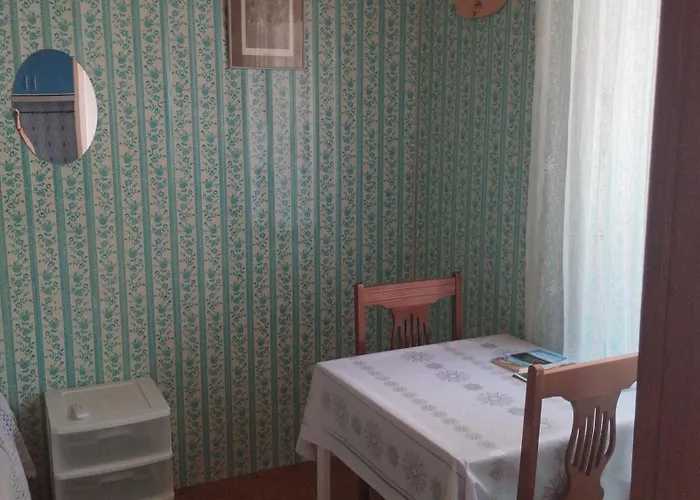 펜션 3 Bed House Sleeps 6 Pet-friendly With Terrace