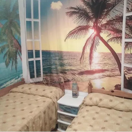 3 Bed House Sleeps 6 Pet-friendly With Terrace